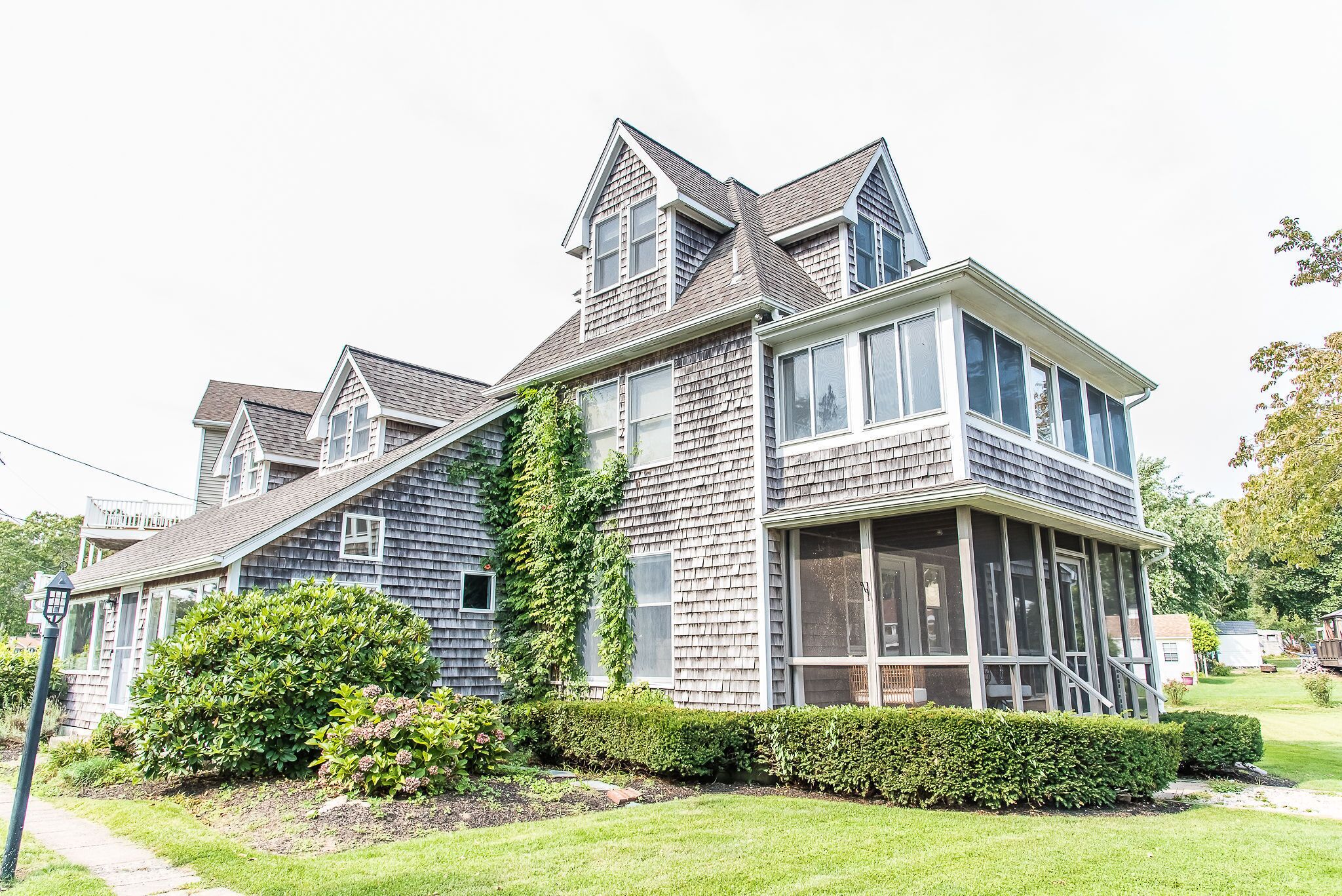 Right side exterior porches