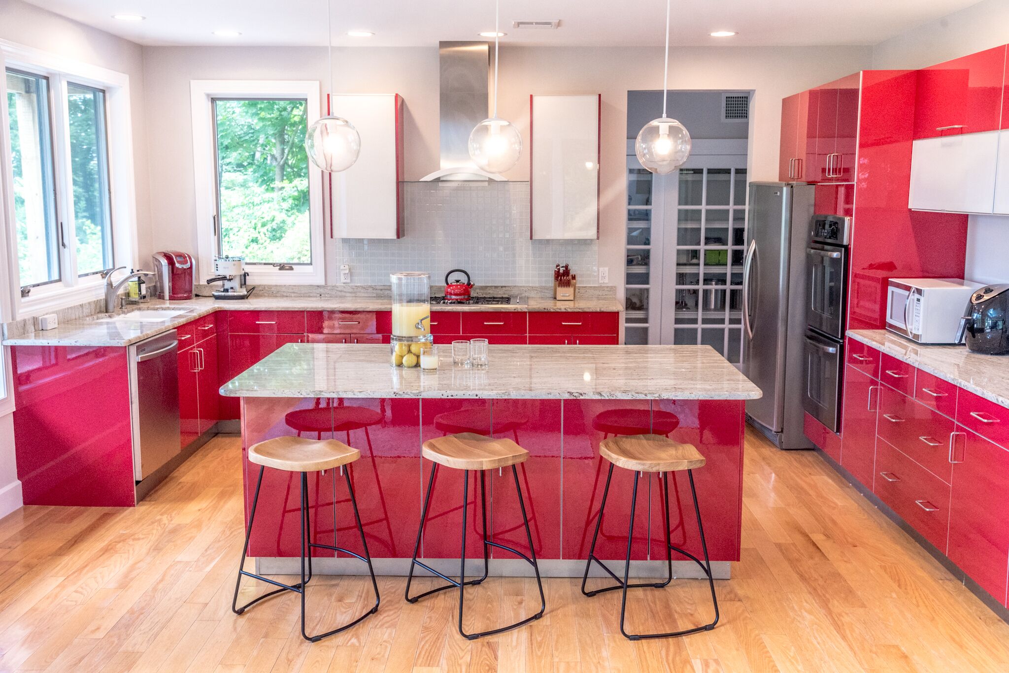 Island Seating for 3. Brand new Samsung Dishwasher. Large pantry for storage.